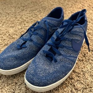 Nike mens shoes